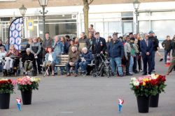 4-5-2022, rotterdam, dodenherdenking oud-ijsselmonde, oorlogsmonument adriaen janszkerkfoto rob kamminga