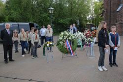 4-5-2022, rotterdam, dodenherdenking oud-ijsselmonde, oorlogsmonument adriaen janszkerkfoto rob kamminga