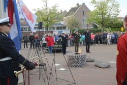 4-5-2022, rotterdam, dodenherdenking oud-ijsselmonde, oorlogsmonument adriaen janszkerkfoto rob kamminga
