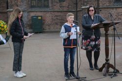 4-5-2022, rotterdam, dodenherdenking oud-ijsselmonde, oorlogsmonument adriaen janszkerkfoto rob kamminga