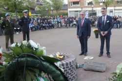 4-5-2022, rotterdam, dodenherdenking oud-ijsselmonde, oorlogsmonument adriaen janszkerkfoto rob kamminga