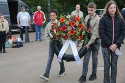 4-5-2022, rotterdam, dodenherdenking oud-ijsselmonde, oorlogsmonument adriaen janszkerkfoto rob kamminga