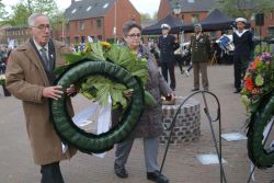 4-5-2022, rotterdam, dodenherdenking oud-ijsselmonde, oorlogsmonument adriaen janszkerkfoto rob kamminga