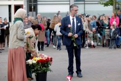 4-5-2022, rotterdam, dodenherdenking oud-ijsselmonde, oorlogsmonument adriaen janszkerkfoto rob kamminga