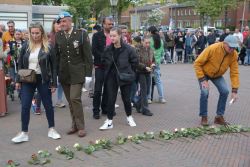 4-5-2022, rotterdam, dodenherdenking oud-ijsselmonde, oorlogsmonument adriaen janszkerkfoto rob kamminga