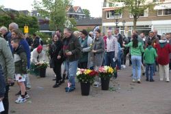4-5-2022, rotterdam, dodenherdenking oud-ijsselmonde, oorlogsmonument adriaen janszkerkfoto rob kamminga