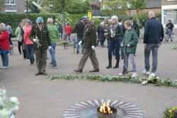 4-5-2022, rotterdam, dodenherdenking oud-ijsselmonde, oorlogsmonument adriaen janszkerkfoto rob kamminga